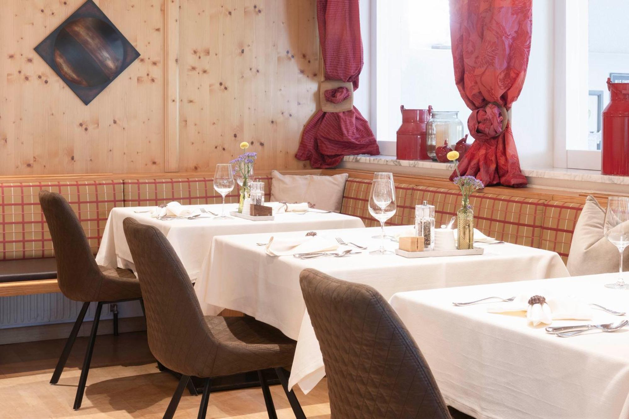 Lifestylepanoramahotel Erika Superior Neustift im Stubaital Bagian luar foto