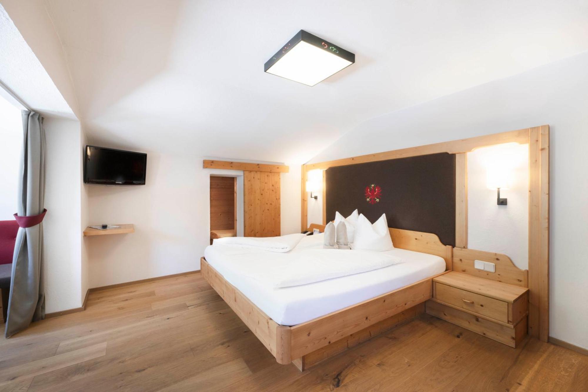 Lifestylepanoramahotel Erika Superior Neustift im Stubaital Bagian luar foto