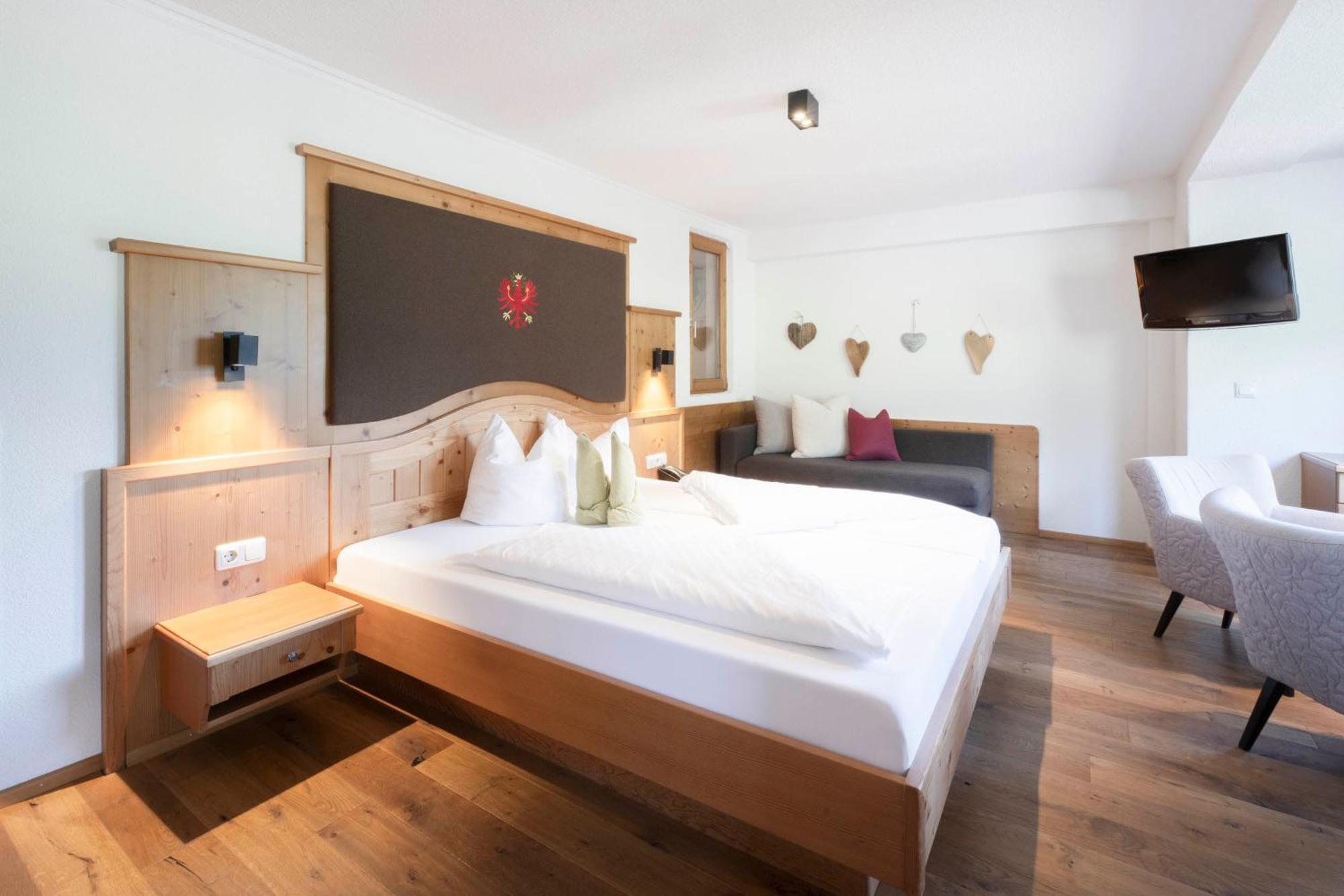 Lifestylepanoramahotel Erika Superior Neustift im Stubaital Bagian luar foto