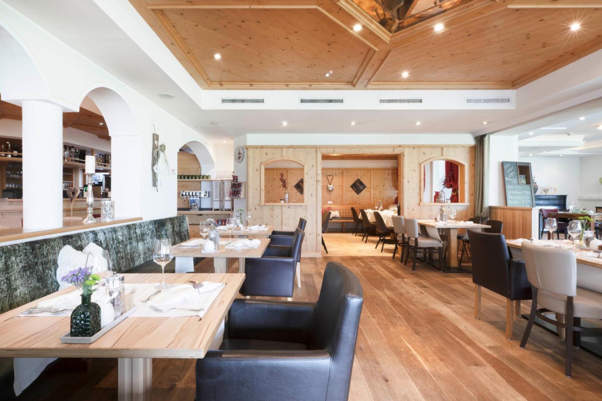 Lifestylepanoramahotel Erika Superior Neustift im Stubaital Bagian luar foto