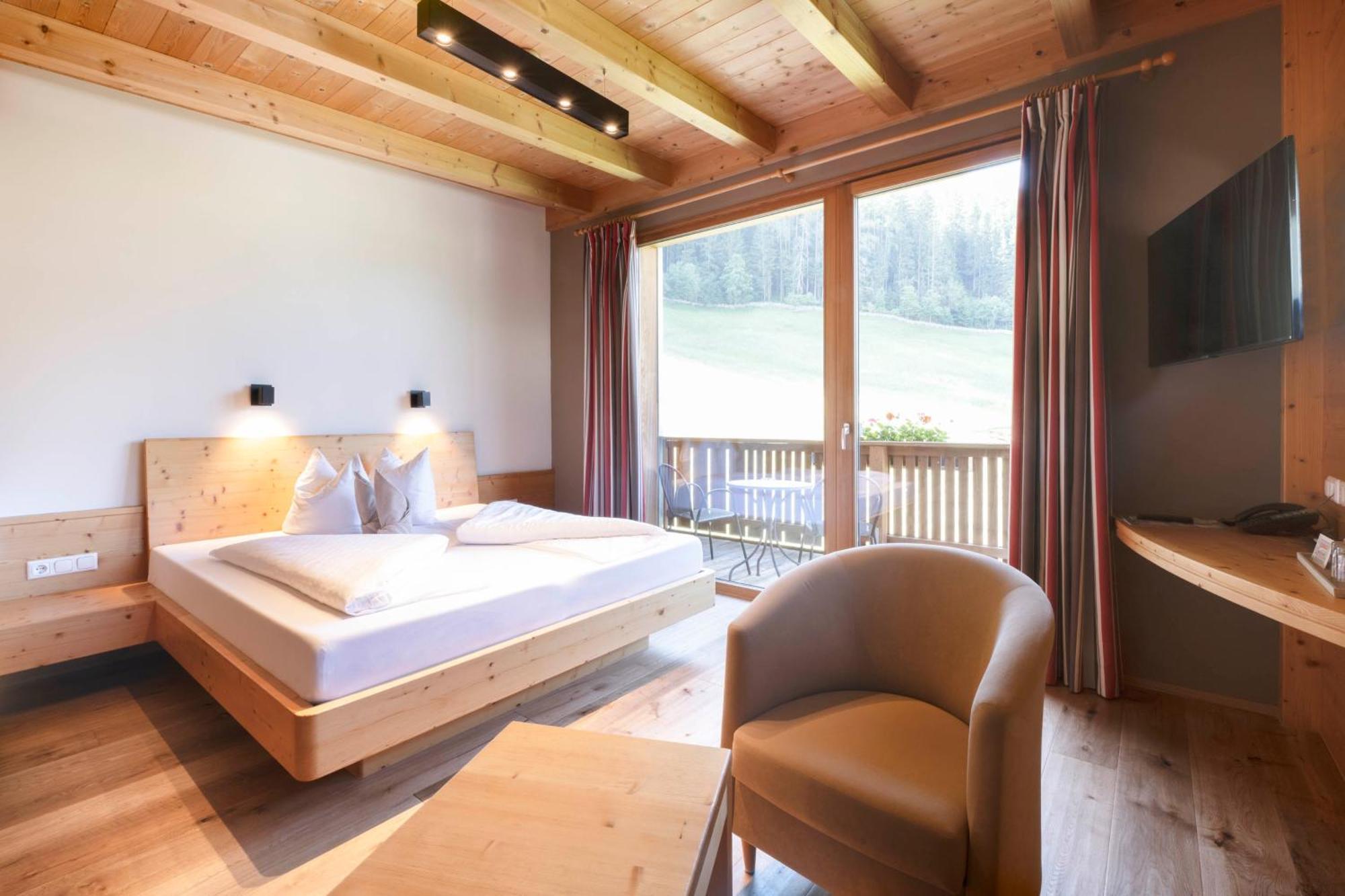 Lifestylepanoramahotel Erika Superior Neustift im Stubaital Bagian luar foto